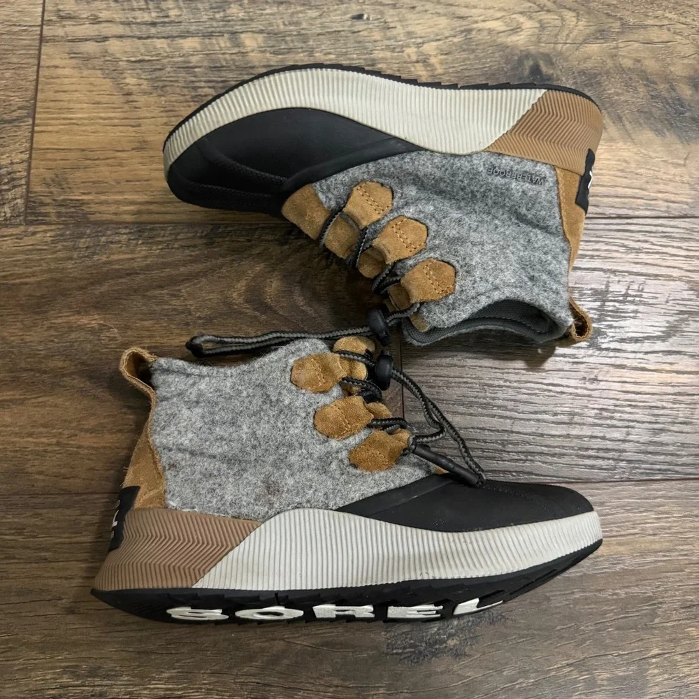 Sorel Kids Waterproof Winter Duck Boots‎ Gray Brown Size 3 Youth